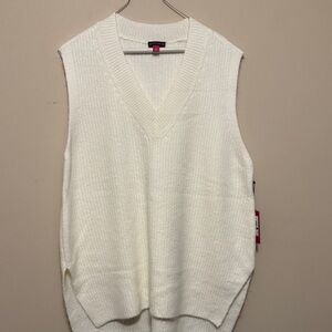 Vince Camuto Cream Sweater Vest
